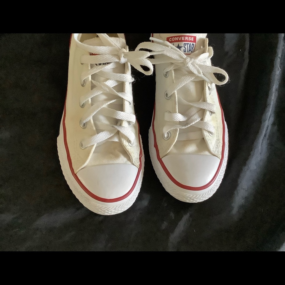 Converse low white size 2 boys girls